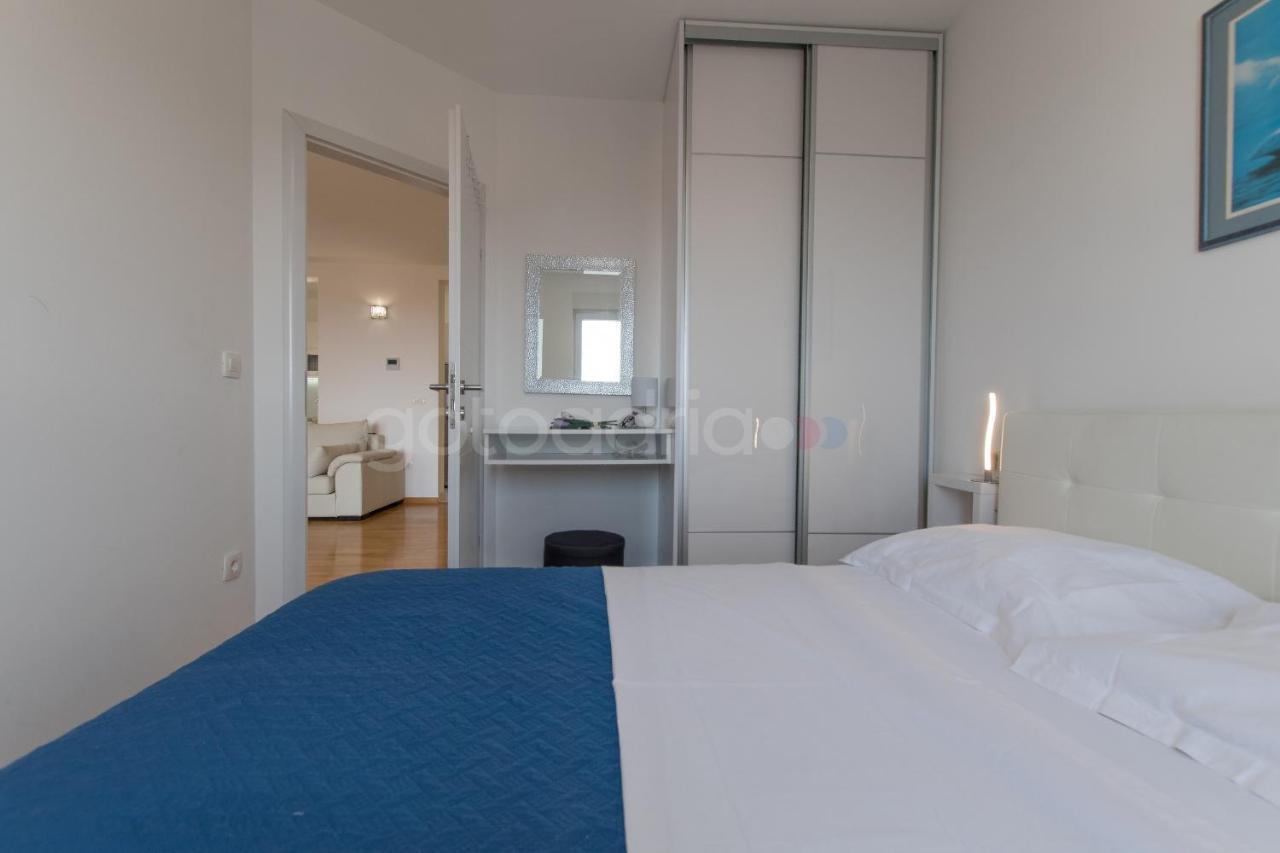 Sea View Apartments Dammi With Free Parking Makarska Exteriör bild