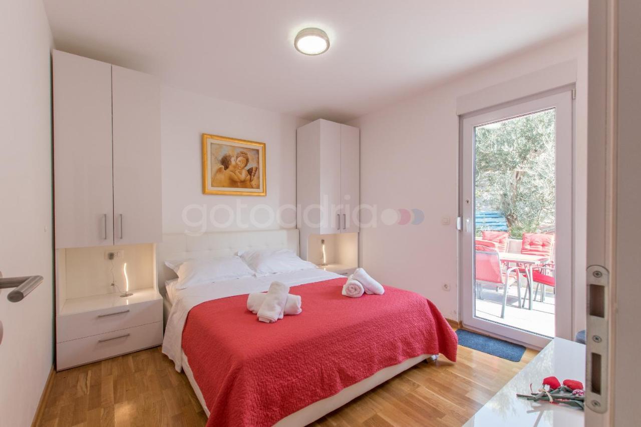Sea View Apartments Dammi With Free Parking Makarska Exteriör bild